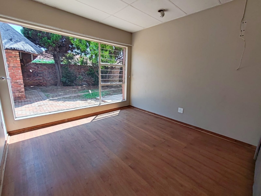 3 Bedroom Property for Sale in Grimbeeck Park North West